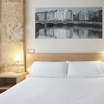 Szálloda Welcome Gros *
