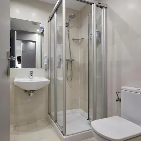 Welcome Gros Готель Сан-Себастьян