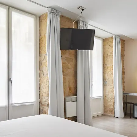 格罗斯迎宾酒店 酒店 *