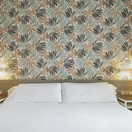 格罗斯迎宾酒店 酒店 *