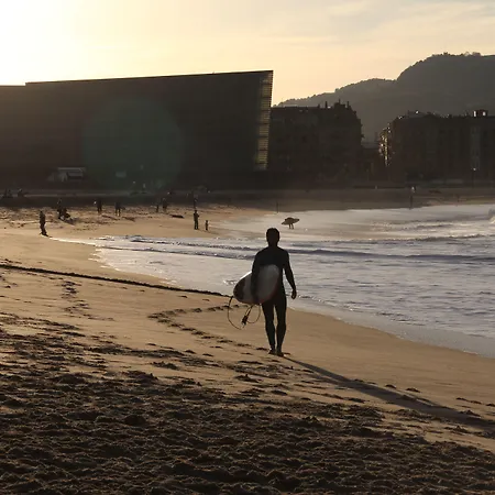 酒店 格罗斯迎宾酒店 *