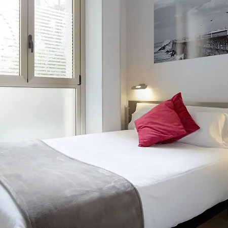 格罗斯迎宾酒店 酒店