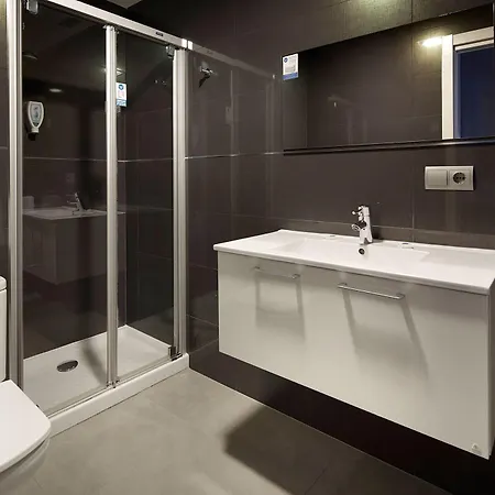 格罗斯迎宾酒店