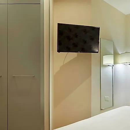 Hotel Welcome Gros *