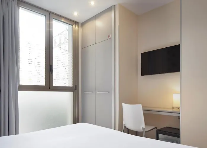 格罗斯迎宾酒店