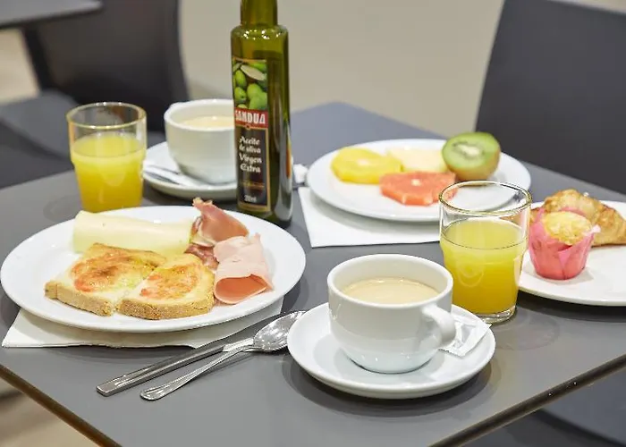 格罗斯迎宾酒店